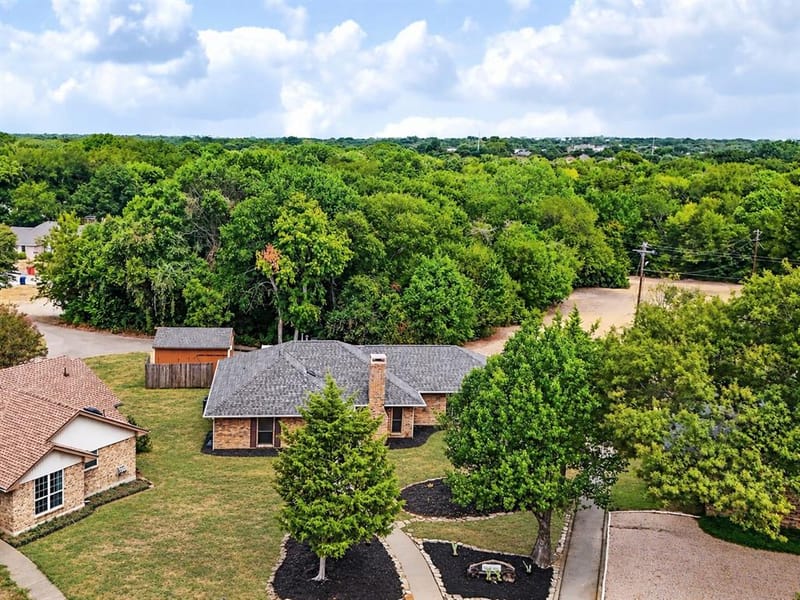 219 N Beltwoods Drive, DeSoto TX 75115 - Photo 9
