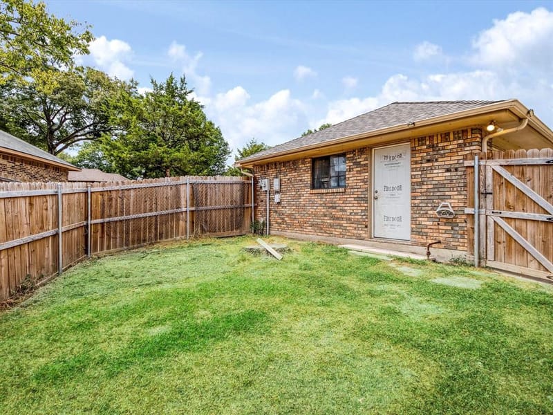 219 N Beltwoods Drive, DeSoto TX 75115 - Photo 35