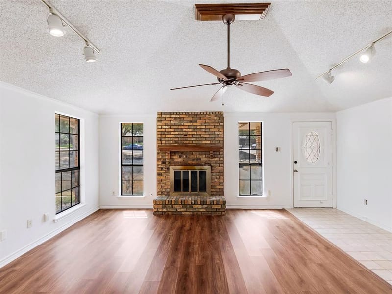 219 N Beltwoods Drive, DeSoto TX 75115 - Photo 29