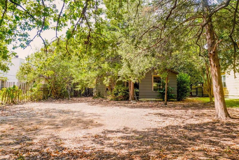 2832 Milam Street, Fort Worth TX 76112 - Photo 2