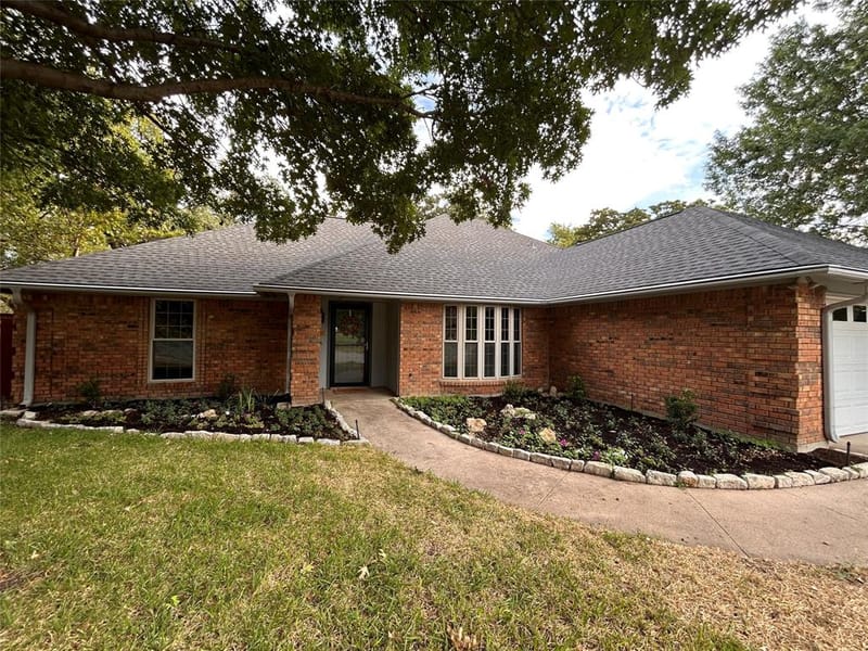 8951 Hialeah Circle N, North Richland Hills TX 76182