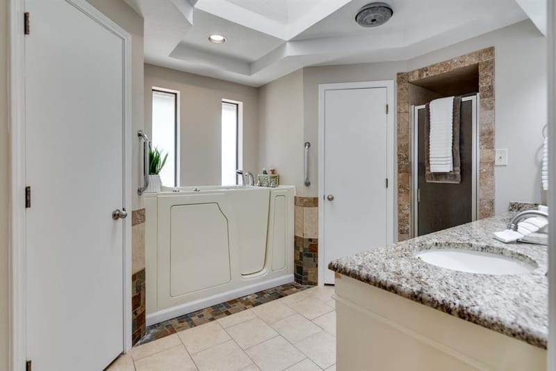 8951 Hialeah Circle N, North Richland Hills TX 76182 - Photo 19
