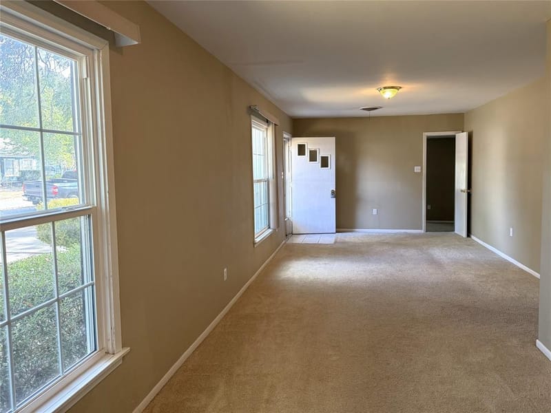 3520 Maple Avenue, Waco TX 76707 - Photo 2