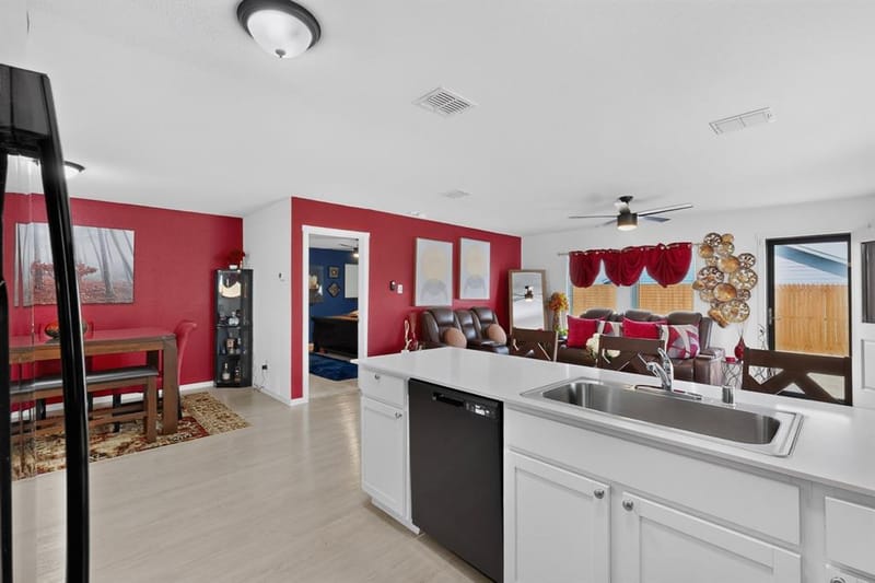 10021 Barasingha Drive, Fort Worth TX 76134 - Photo 14