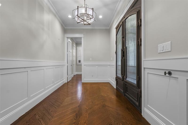 9030 Eustis Avenue, Dallas TX 75218 - Photo 4