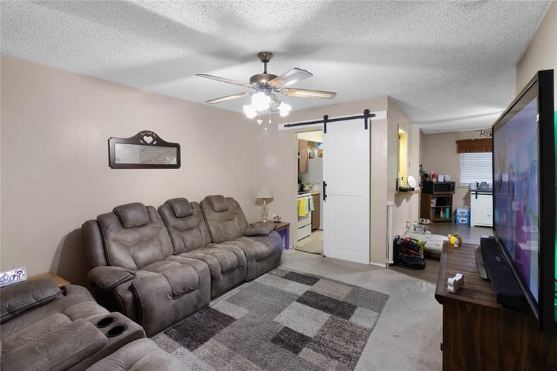 535 Thrush Avenue, Duncanville TX 75116 - Photo 3
