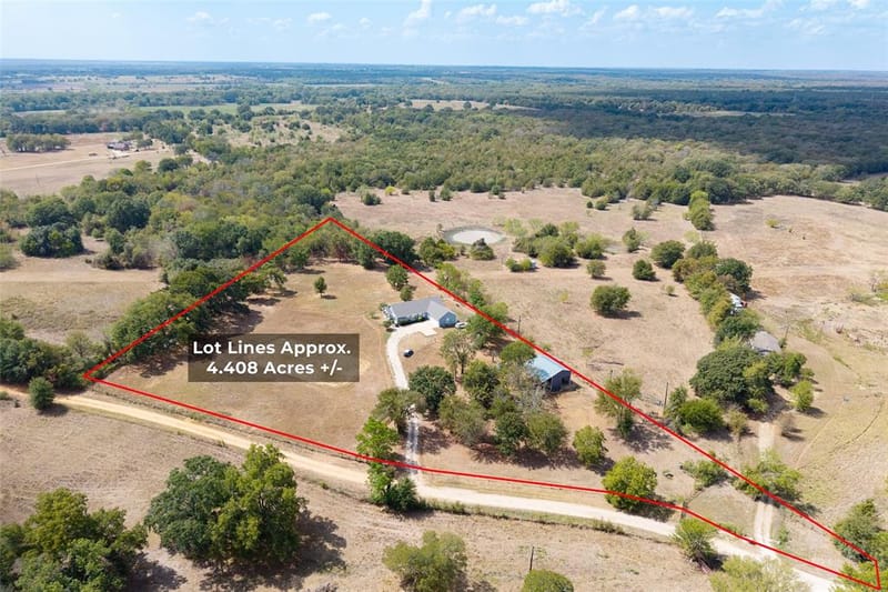 8145 County Road 3250, Chatfield TX 75105 - Photo 2
