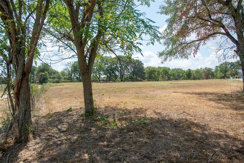 8145 County Road 3250, Chatfield TX 75105 - Photo 31