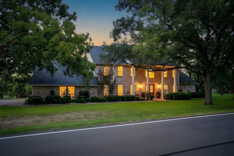 8412 Ravenswood Road, Granbury TX 76049