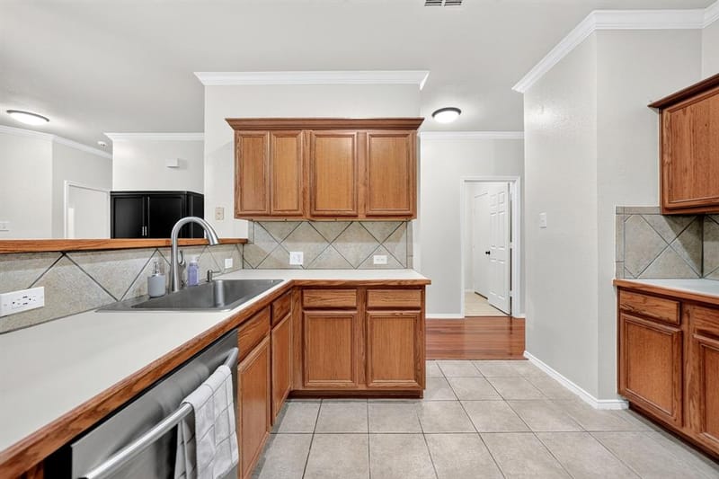 10601 Augusta Lane, Rowlett TX 75089 - Photo 10