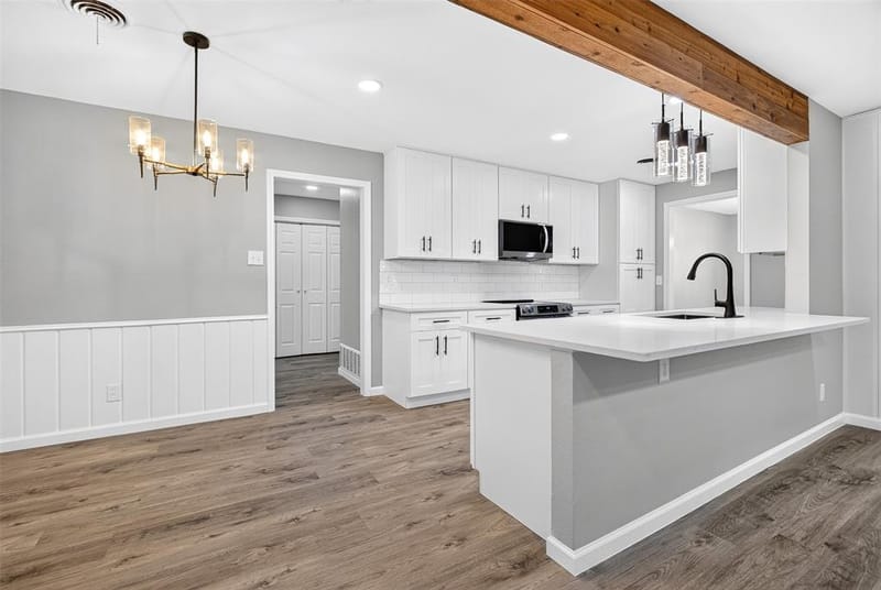 7344 Monterrey Drive, Fort Worth TX 76112 - Photo 12