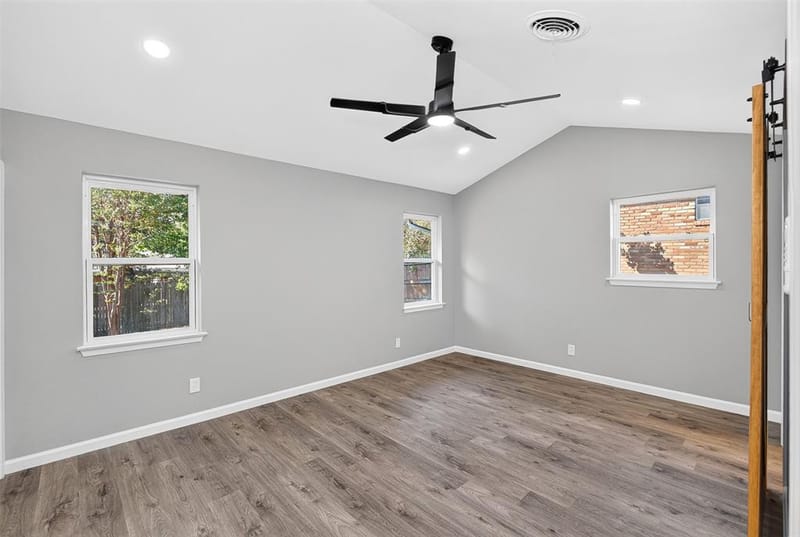 7344 Monterrey Drive, Fort Worth TX 76112 - Photo 18