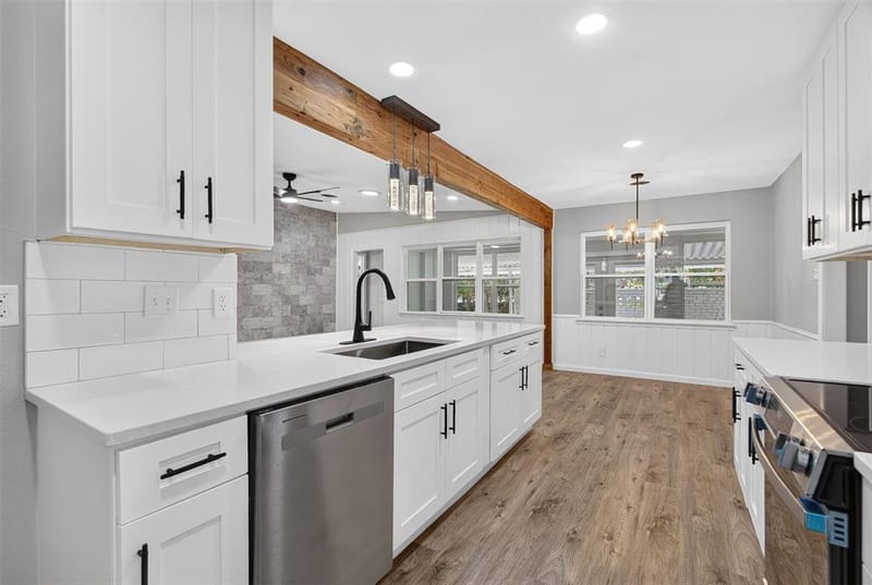 7344 Monterrey Drive, Fort Worth TX 76112 - Photo 8