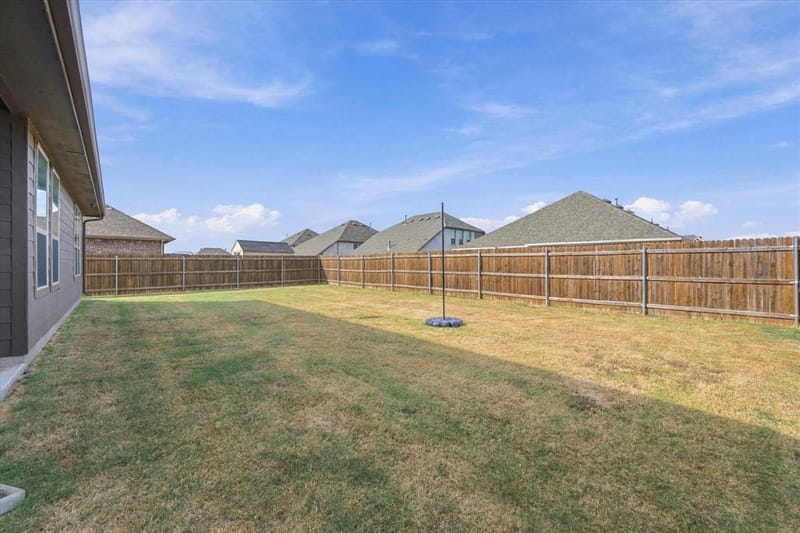 417 Burrow Drive, Waxahachie TX 75167 - Photo 28