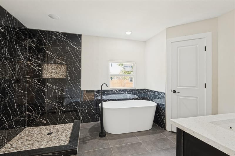 5408 Aspen Lane, Fort Worth TX 76112 - Photo 23