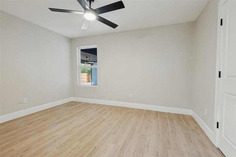 5408 Aspen Lane, Fort Worth TX 76112 - Photo 16