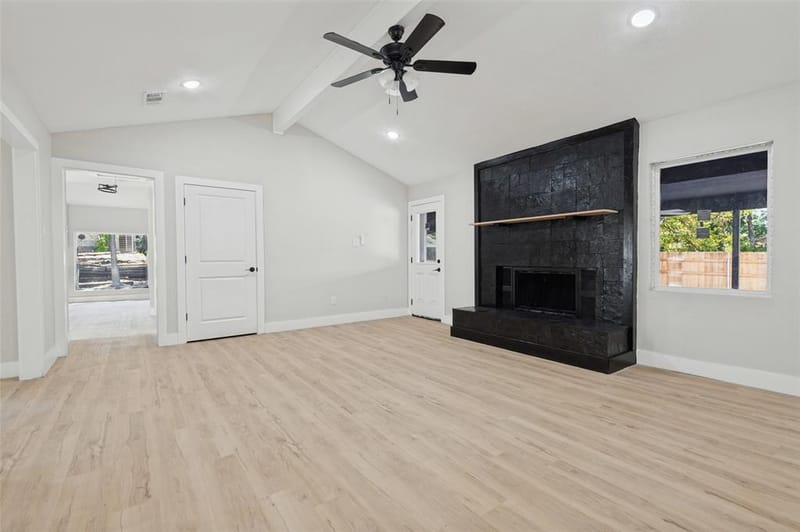 5408 Aspen Lane, Fort Worth TX 76112 - Photo 8