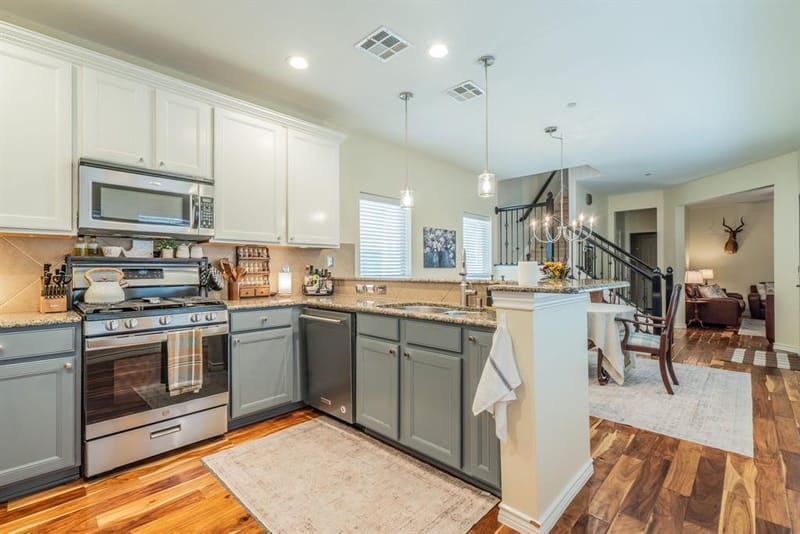 6774 Cortona Lane, Frisco TX 75034 - Photo 9