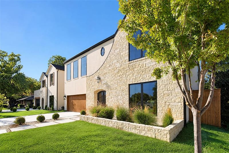 3733 Clover Lane, Dallas TX 75220 - Photo 2