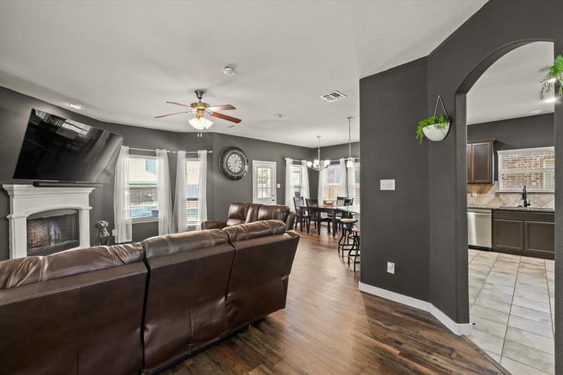 8805 Deadwood Lane, Aubrey TX 76227 - Photo 5