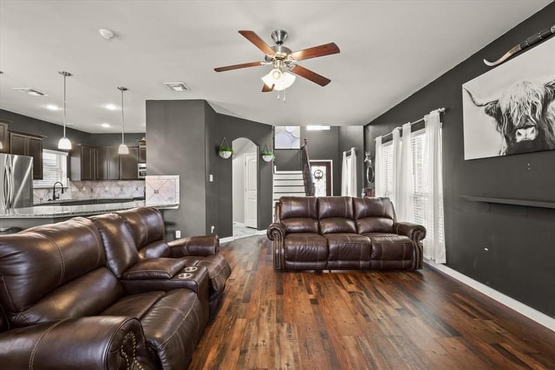 8805 Deadwood Lane, Aubrey TX 76227 - Photo 9