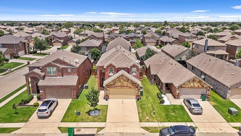 8805 Deadwood Lane, Aubrey TX 76227 - Photo 33