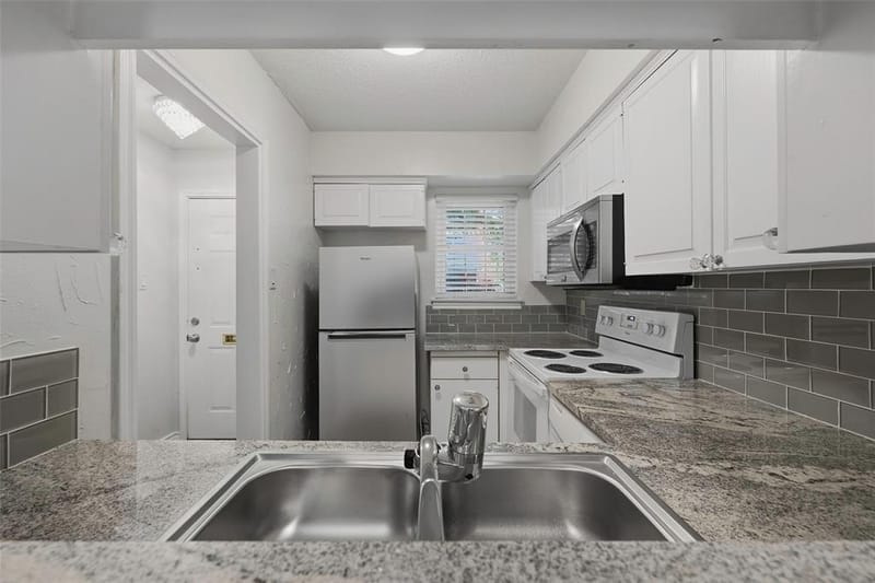 1205 Roaring Springs Road # 1205, Fort Worth TX 76114 - Photo 6