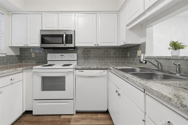 1205 Roaring Springs Road # 1205, Fort Worth TX 76114 - Photo 3