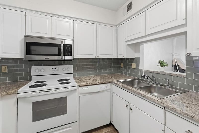 1205 Roaring Springs Road # 1205, Fort Worth TX 76114 - Photo 4
