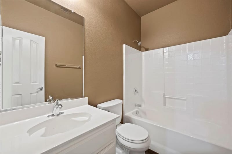 6016 Horse Trap Drive, Fort Worth TX 76179 - Photo 9