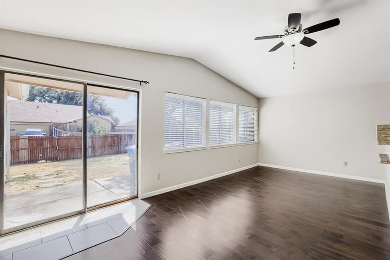 1012 Bellflower Drive, Carrollton TX 75007 - Photo 12