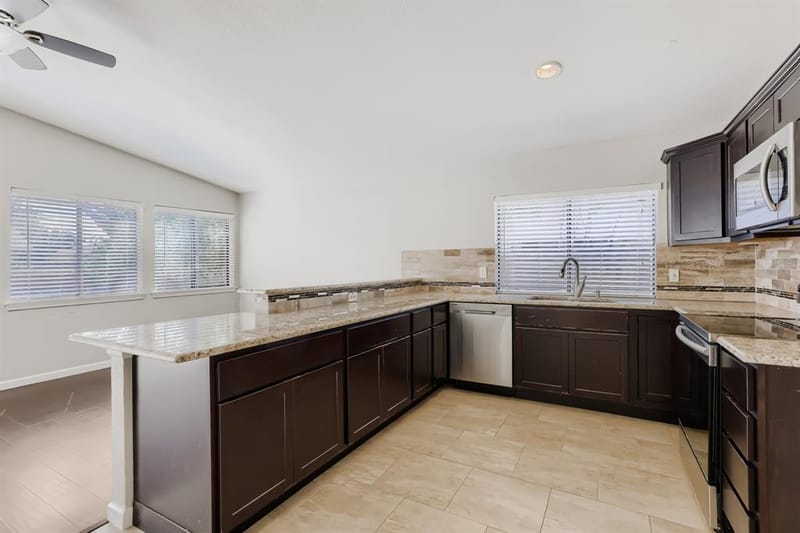 1012 Bellflower Drive, Carrollton TX 75007 - Photo 9