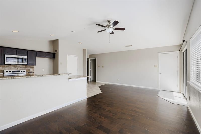 1012 Bellflower Drive, Carrollton TX 75007 - Photo 14