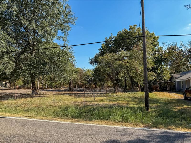 310 A E Main Street, Ladonia TX 75449 - Photo 4