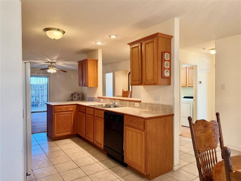 849 GUN BARREL Lane S # E4, Gun Barrel City TX 75156 - Photo 11