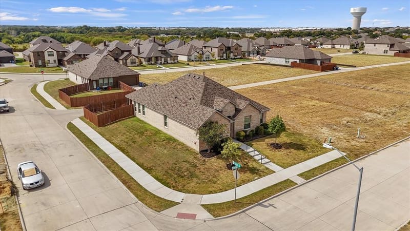 1505 Hermes Lane, Lancaster TX 75134 - Photo 29