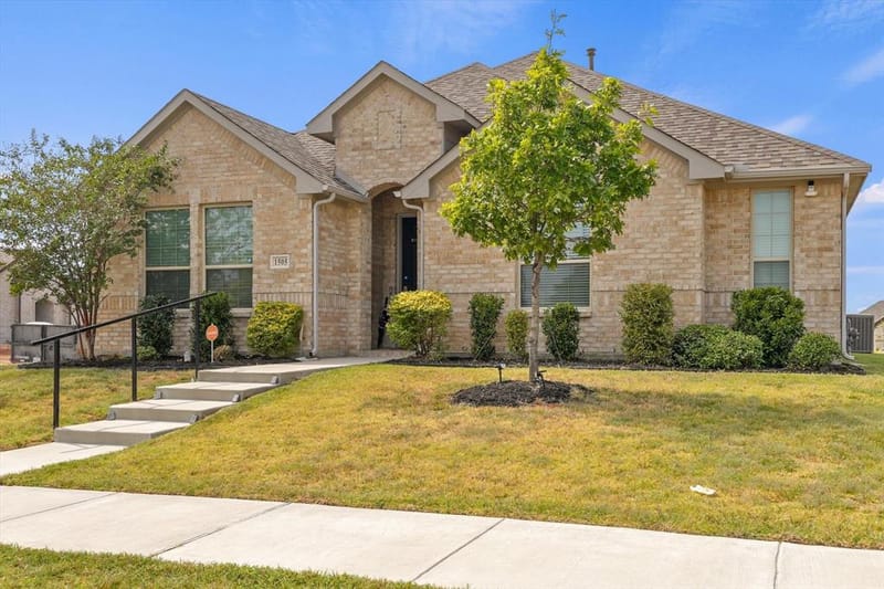 1505 Hermes Lane, Lancaster TX 75134 - Photo 4