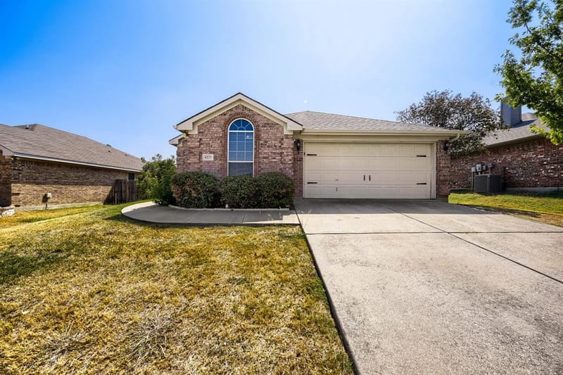 6221 Brooklynn Drive, Fort Worth TX 76179