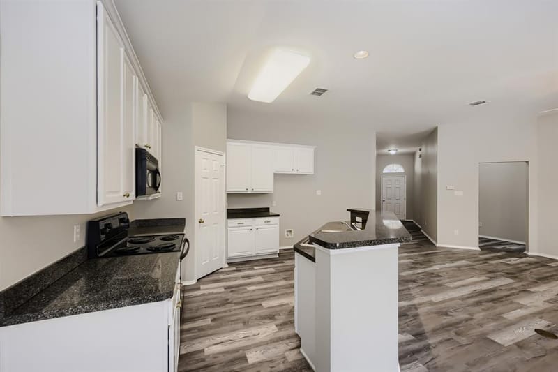6221 Brooklynn Drive, Fort Worth TX 76179 - Photo 11