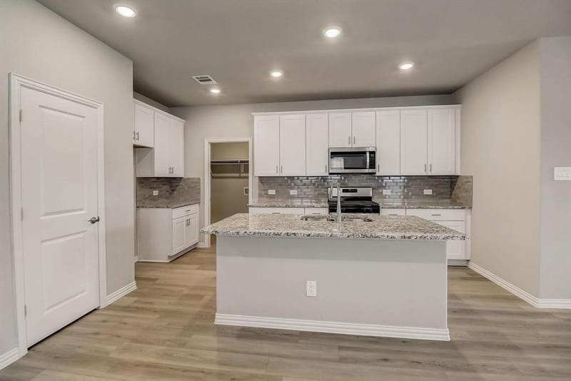 3907 Marble Falls Drive, Farmersville TX 75442 - Photo 3