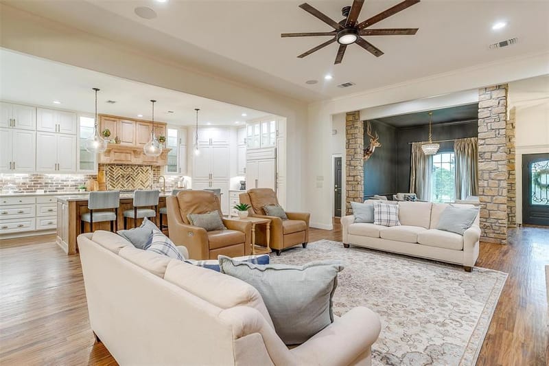 115 Lantana Court, Poolville TX 76487 - Photo 6