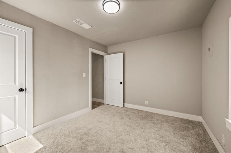 3855 Dowdell Street, Fort Worth TX 76119 - Photo 24