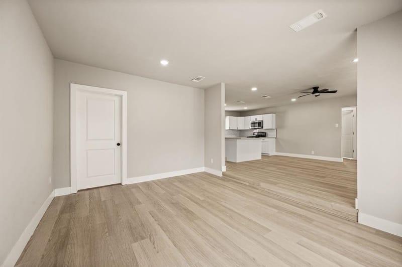 3855 Dowdell Street, Fort Worth TX 76119 - Photo 11