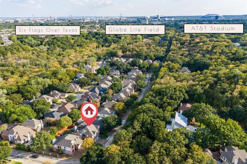 2655 Garden Ridge Lane, Arlington TX 76006 - Photo 2