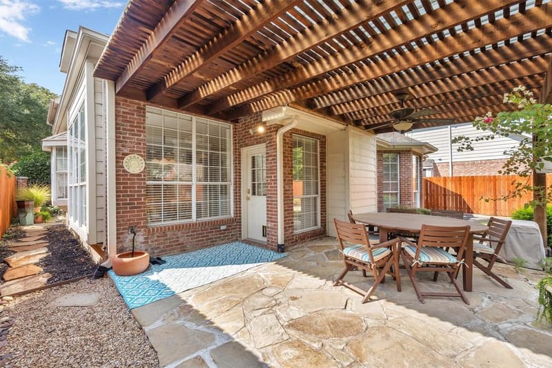 2655 Garden Ridge Lane, Arlington TX 76006 - Photo 32