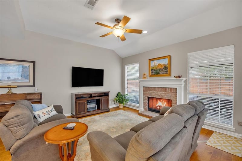 2655 Garden Ridge Lane, Arlington TX 76006 - Photo 19