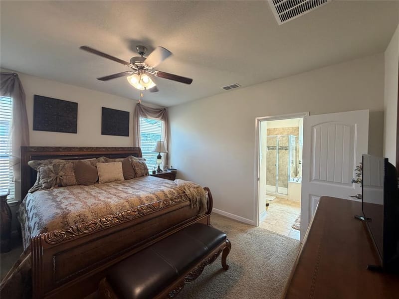 925 Meadow Scape Drive, Fort Worth TX 76028 - Photo 6