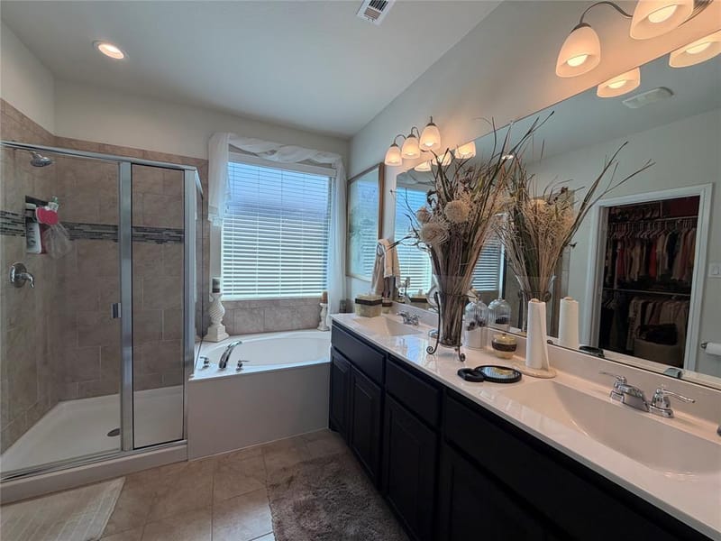 925 Meadow Scape Drive, Fort Worth TX 76028 - Photo 7