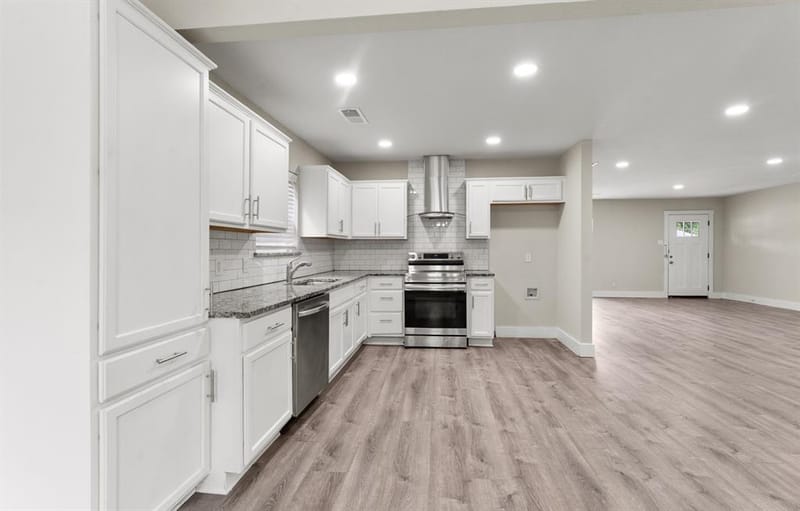 512 Cedar Drive, Garland TX 75040 - Photo 7