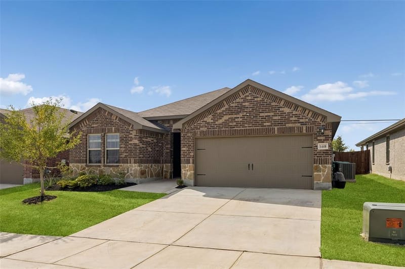 1448 Stuarts Forest Drive, Denton TX 76207